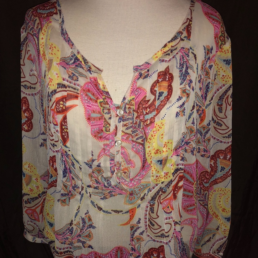 NWOT Old Navy Sheer Top-Medium